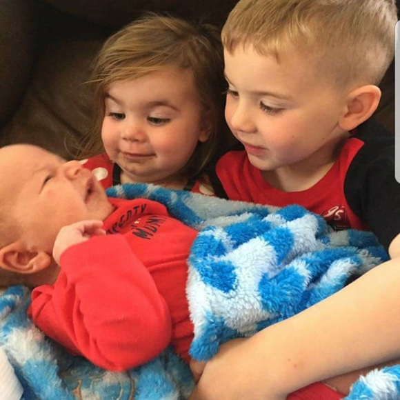 Meet your Posher, Licia - Picture 1 of 1